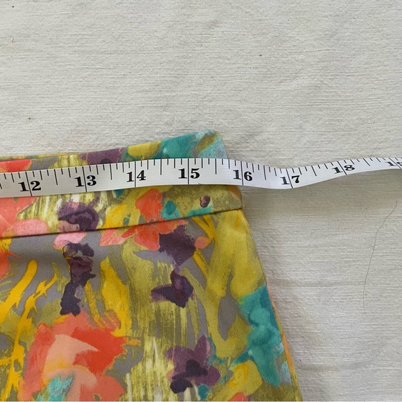 J Crew pencil skirt. Bright multicolored size 6 - Picture 5 of 8
